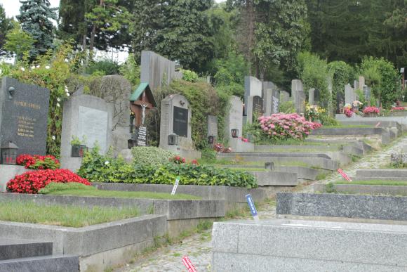 Foto von Grabstaetten am Friedhof Ober St. Veit